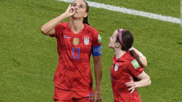 Alex Morgan after tea Resurfacing : Halal for men .. haraam for us !