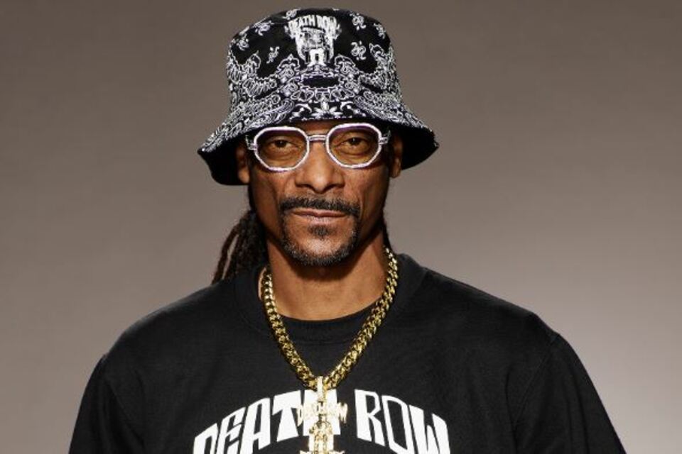 Music Industry Moves: Snoop Dogg and Death Row Records Sign With Reservoir; Edgar Barrera Re-Ups With Sony Latin Publishing