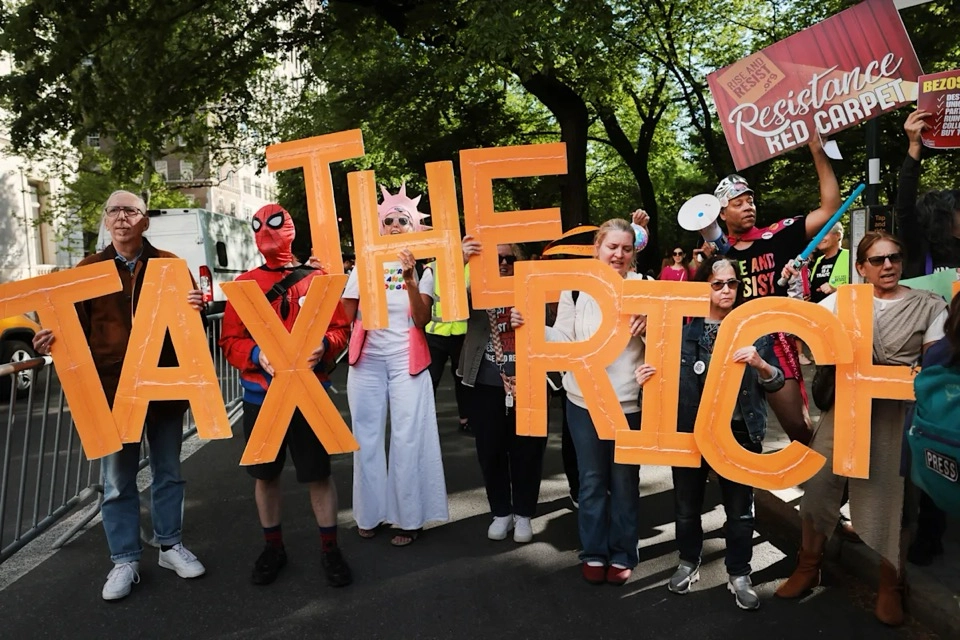Protesters Clamor Outside of Met Gala in Response to Jeff Bezos’ Involvement in Fashion’s Biggest Night
