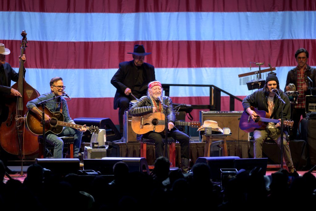 Bob Dylan Turns 84, Why His Outlaw Music Festival With Willie Nelson Is This Year’s Mustn’t-Miss Tour ?