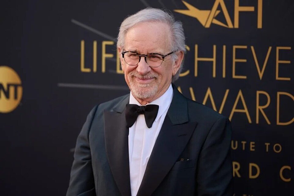 Mapping the Future: Steven Spielberg’s Five-Decade Sci-Fi Legacy Ahead of “Disclosure Day”