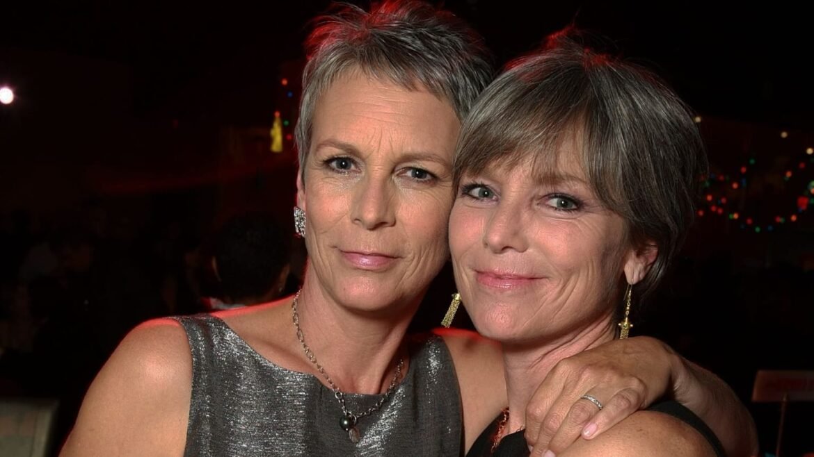 Oscar Winner Jamie Lee Curtis Mourns the Passing of Older Sister Kelly Curtis